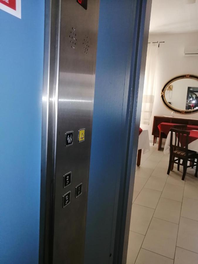 Soleo Hotel *