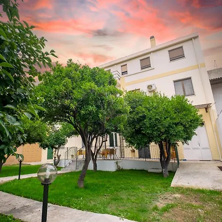 Hotel Soleo Quartu SantʼElena Exterior foto
